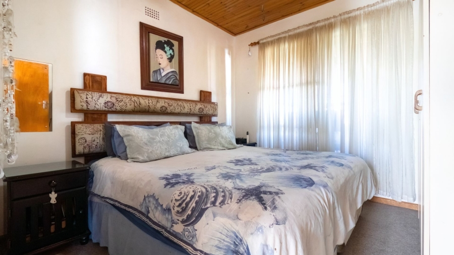 4 Bedroom Property for Sale in Pearly Beach Western Cape